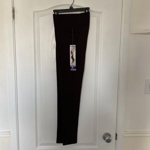 Nygard NWT 3.5 slims leggings, coffee